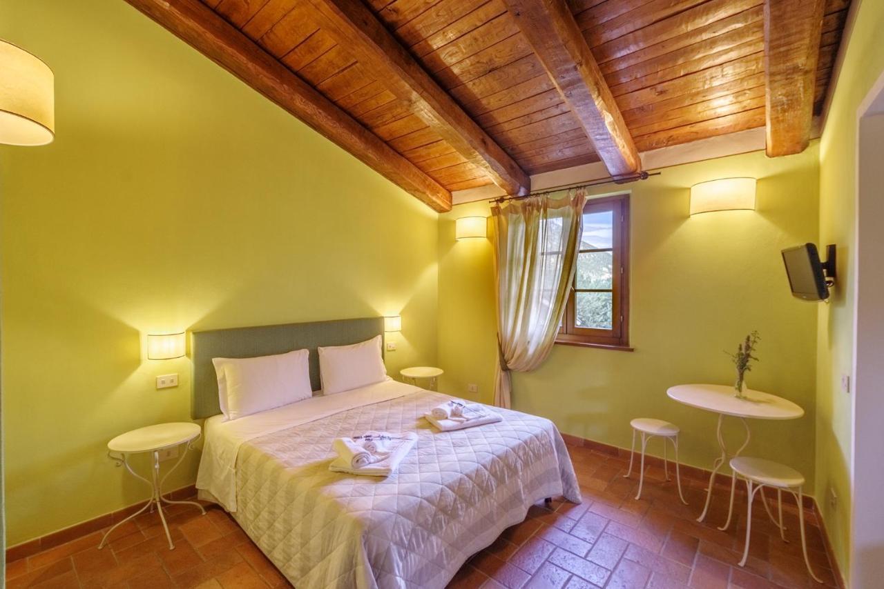 Agriturismo Le Vigne โฟลีโญ ภายนอก รูปภาพ