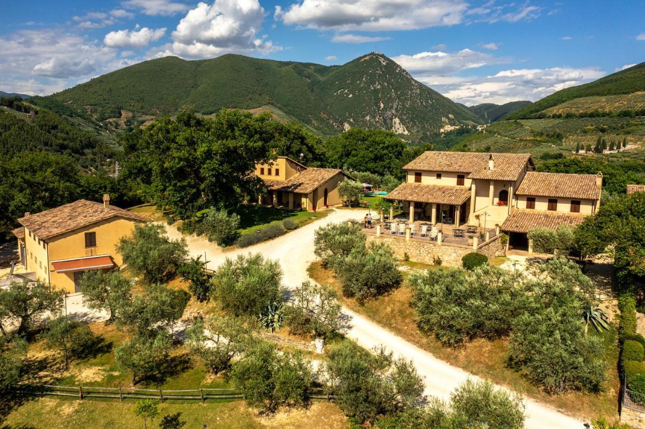 Agriturismo Le Vigne โฟลีโญ ภายนอก รูปภาพ
