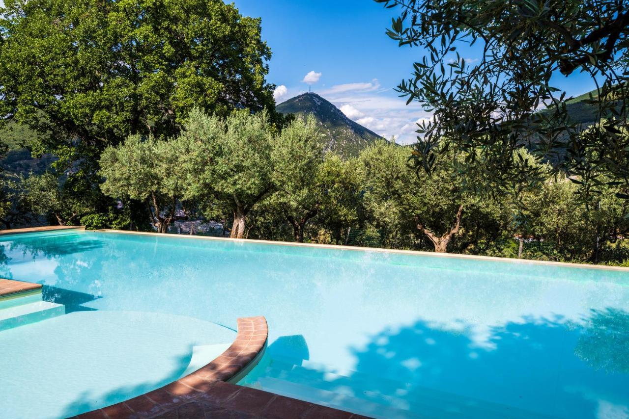Agriturismo Le Vigne โฟลีโญ ภายนอก รูปภาพ