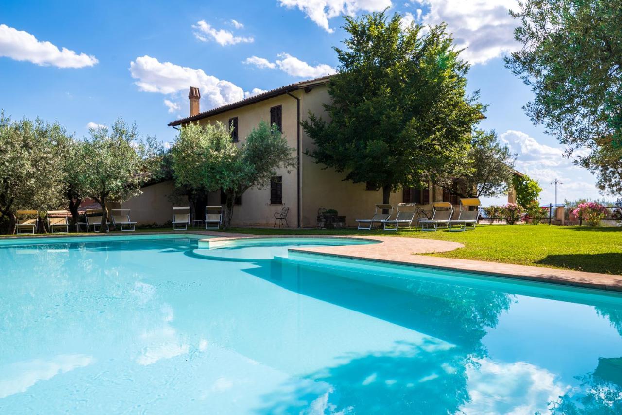 Agriturismo Le Vigne โฟลีโญ ภายนอก รูปภาพ
