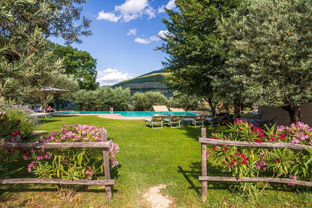 Agriturismo Le Vigne โฟลีโญ ภายนอก รูปภาพ