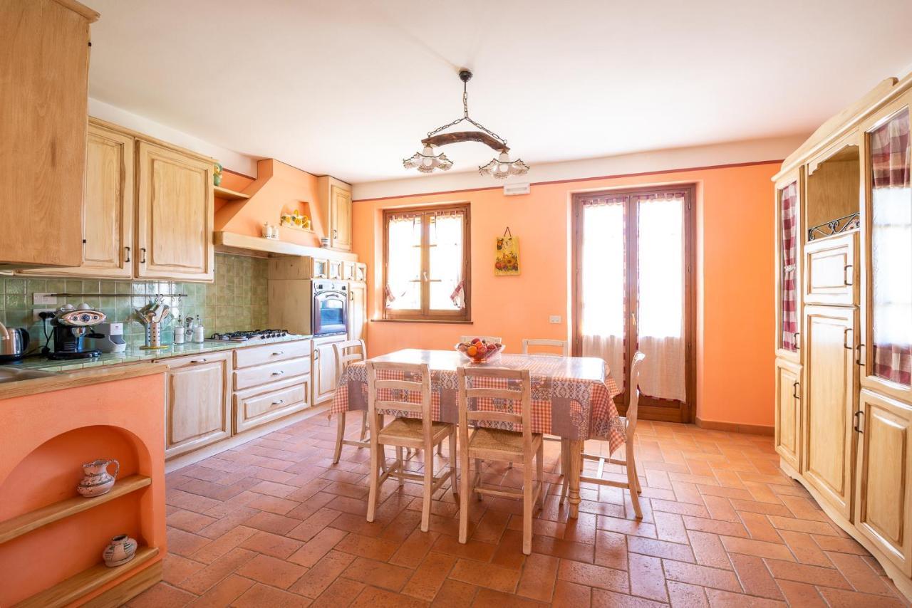 Agriturismo Le Vigne โฟลีโญ ภายนอก รูปภาพ