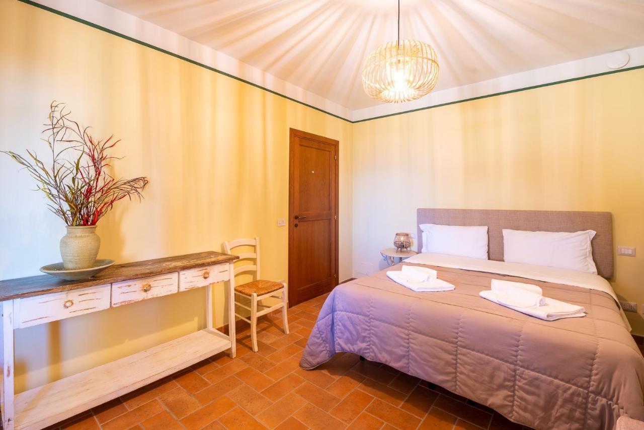 Agriturismo Le Vigne โฟลีโญ ภายนอก รูปภาพ