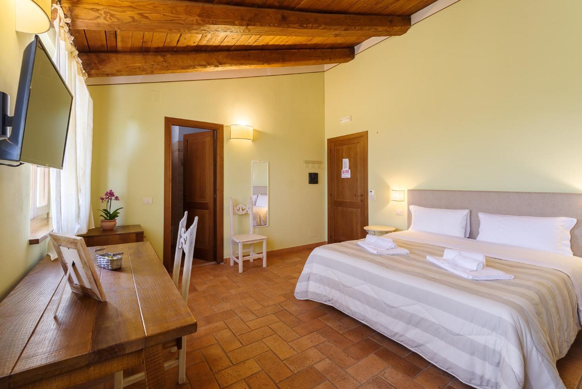 Agriturismo Le Vigne โฟลีโญ ภายนอก รูปภาพ
